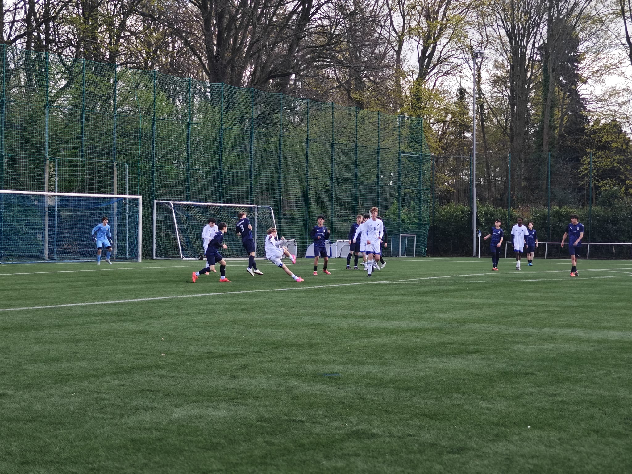 Read more about the article B1 im Ferienmodus – Viele Chancen und ein verdienter Sieg