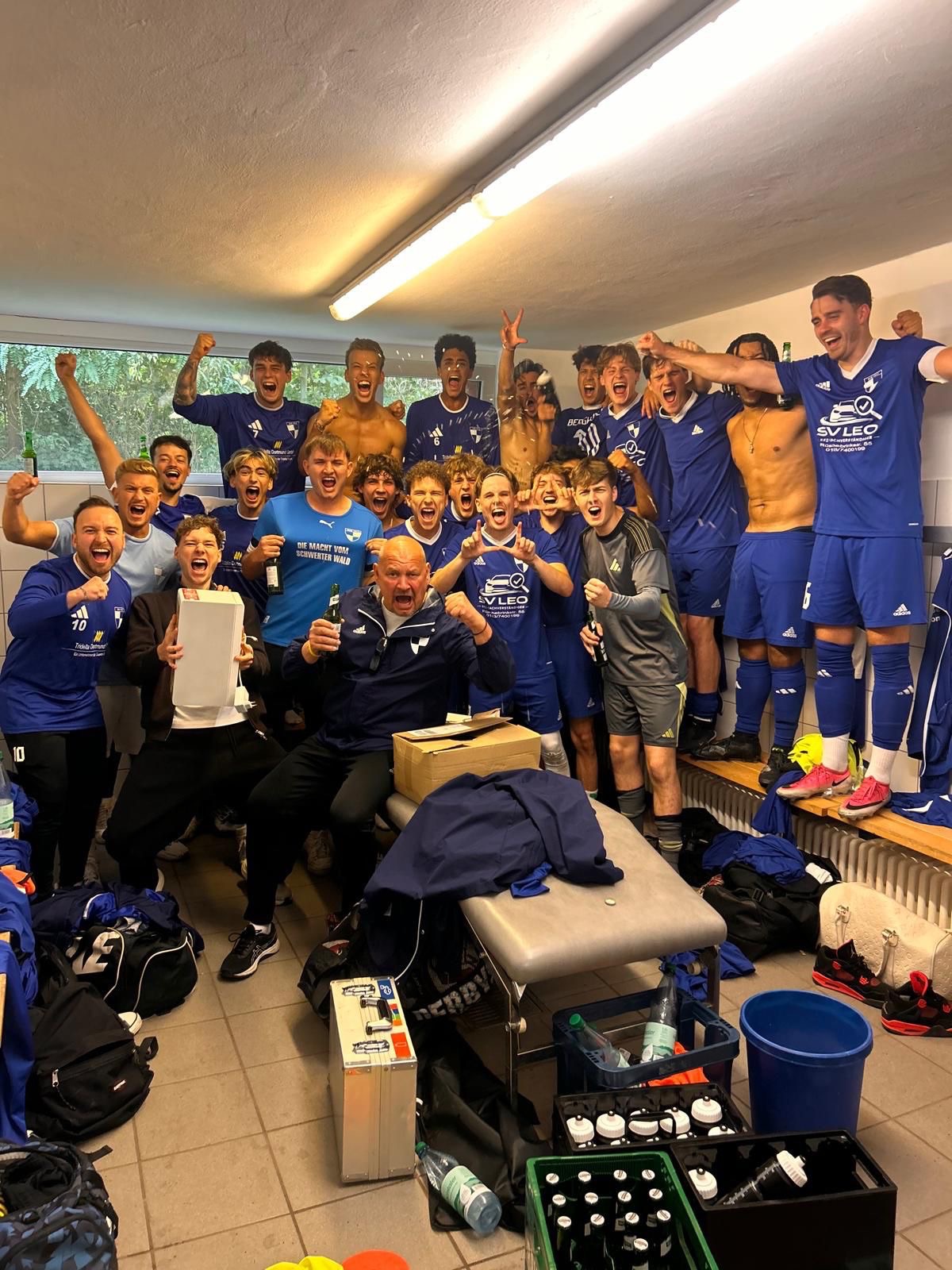 Mehr über den Artikel erfahren NEUES VON DER ERSTEN// Erste Mannschaft gewinnt Derby bei ASC 09 II